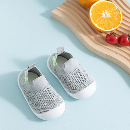 Grip Socks for Kids with Rubberized Sole and Slip-Resistant Traction