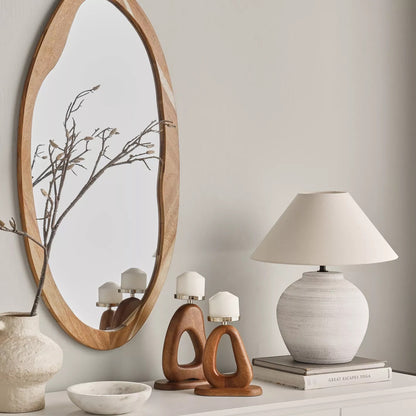 Vela White Ceramic Table Lamp